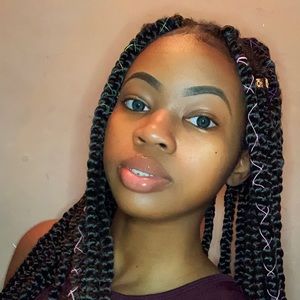 Meet your Posher, Nadi